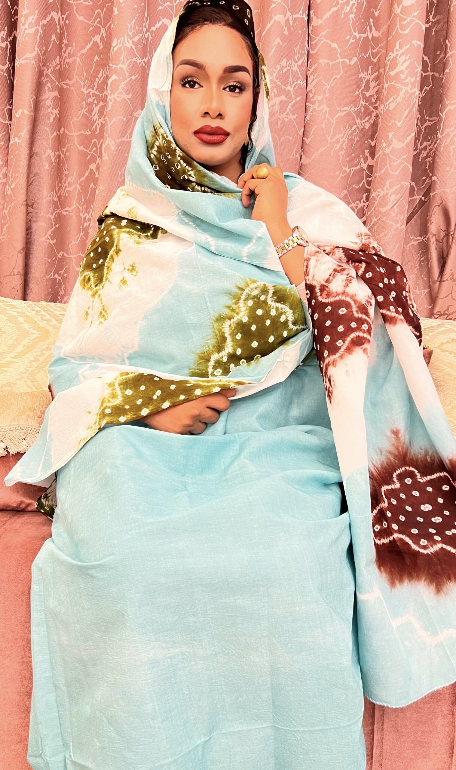 F2A1CA2B-AE38-4E2C-A530-1B20D8C6BCB9 Sendel-Robe Melehfa – Image 1