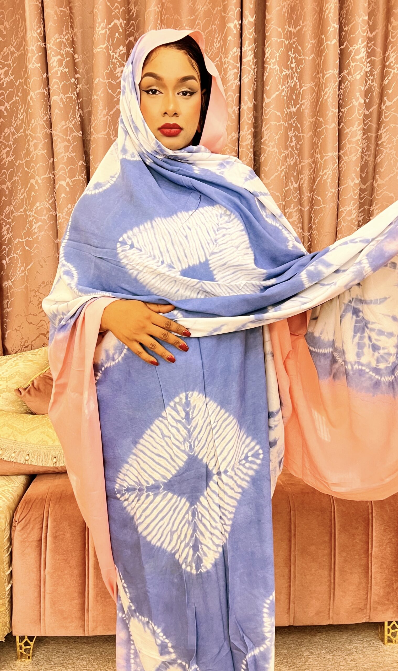 9F05F9F8-068C-41B4-991A-CA781212904D INDIGO-Robe Melehfa – Image 1